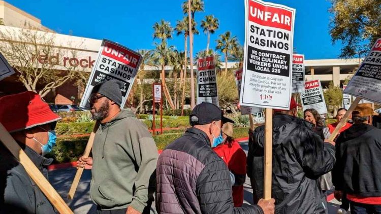 culinary workers protest casinos and gaming las vegas